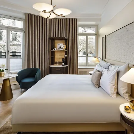 Hotel Small Luxury Ambassador