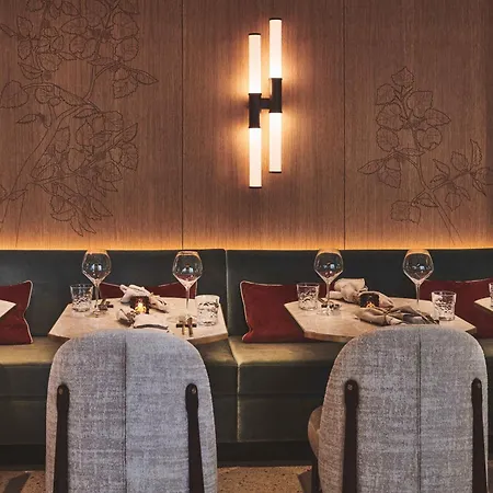 Small Luxury Ambassador 4* Zürich