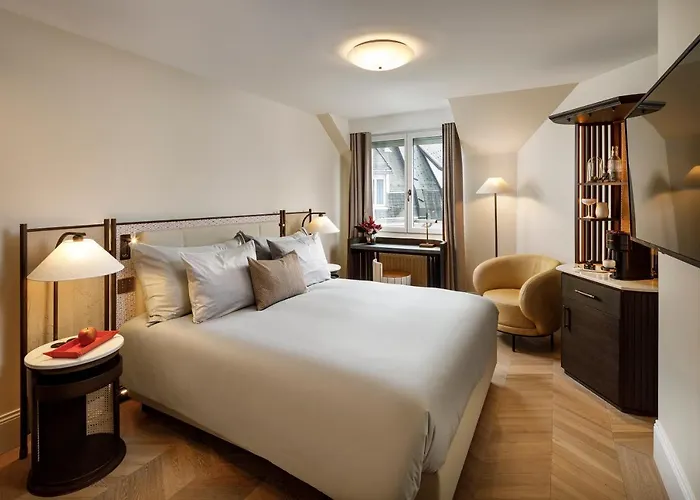 Small Luxury Ambassador