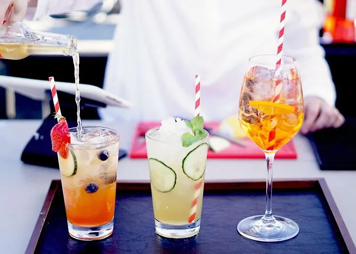 호텔 Small Luxury Ambassador 4*