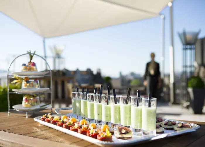 Small Luxury Ambassador Hotell