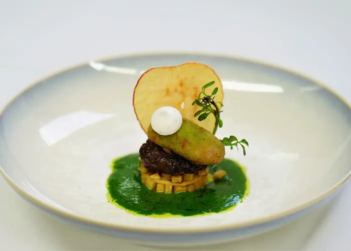 Small Luxury Ambassador Hotell 4*