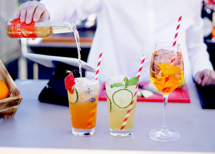 Hotell Small Luxury Ambassador